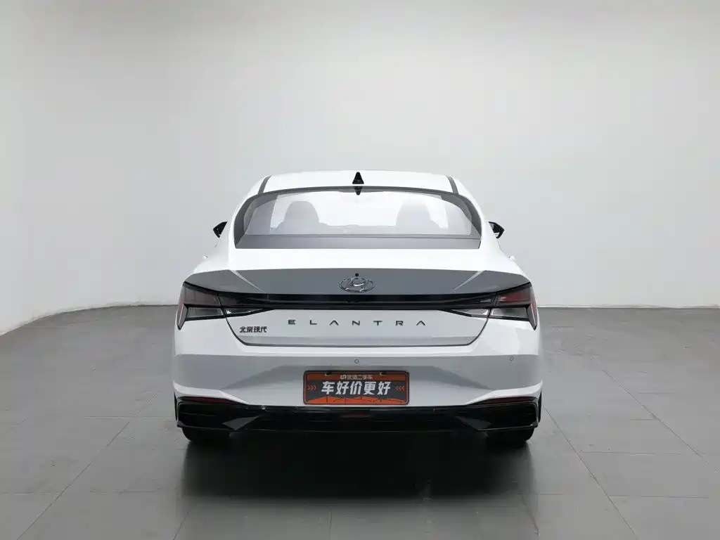 Hyundai Elantra — миниатюра 4