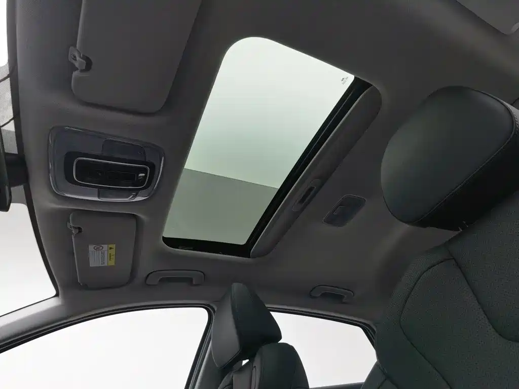 Hyundai Elantra — миниатюра 14