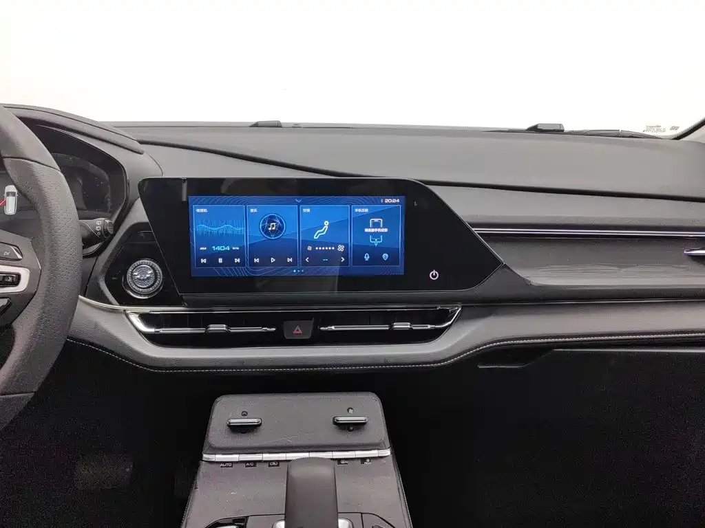 Wuling Victory — миниатюра 12
