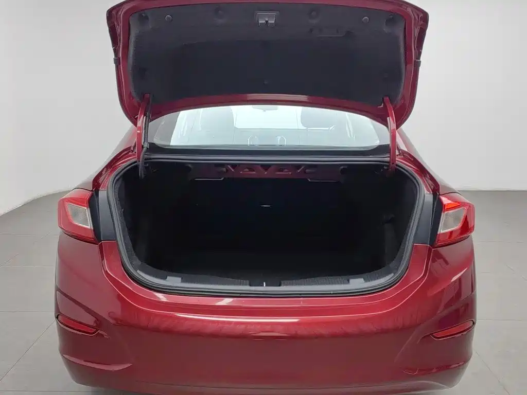 Chevrolet Cruze — миниатюра 16