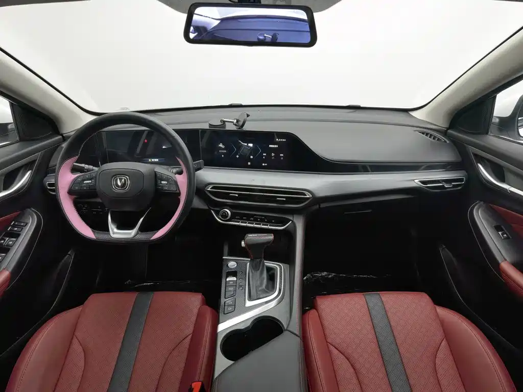 Changan Eado — миниатюра 5