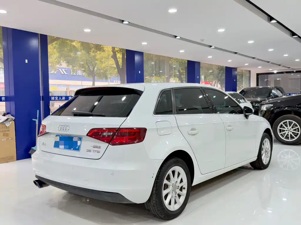 Audi A3 2014 Sportback 35 TFSI AT