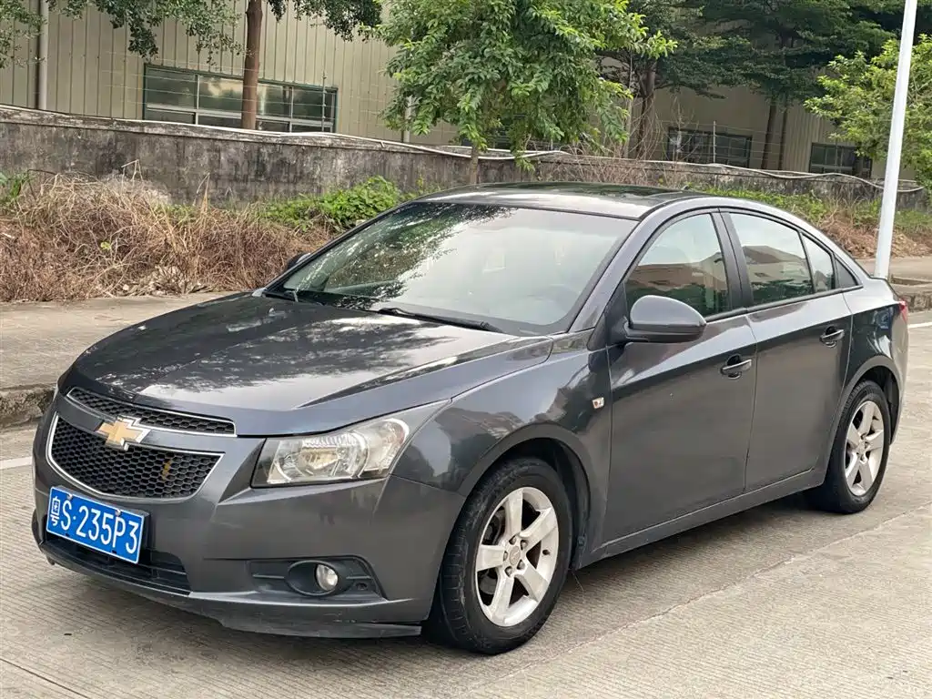 Купить Chevrolet Cruze