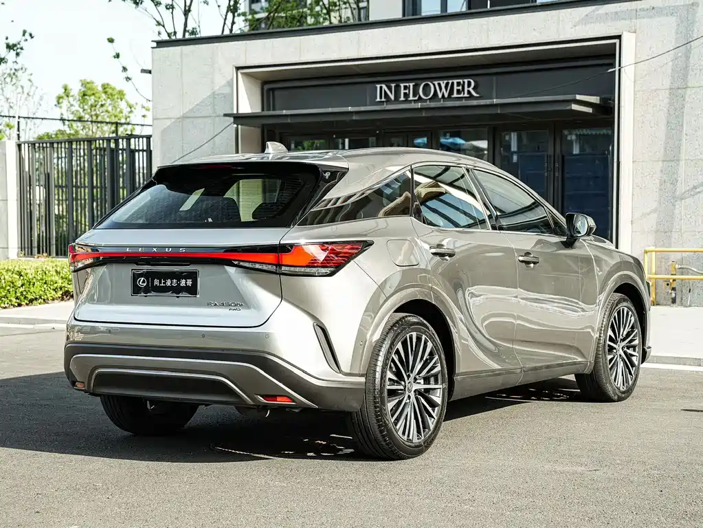 Lexus RX New Energy — миниатюра 4