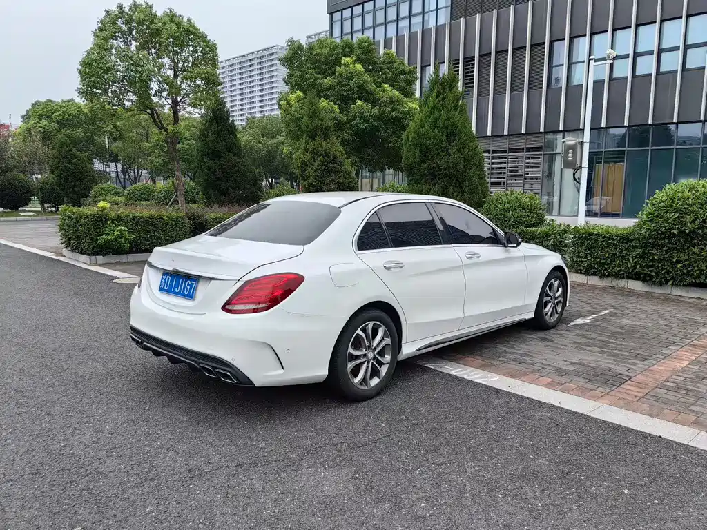 MERCEDES-BENZ C CLASS