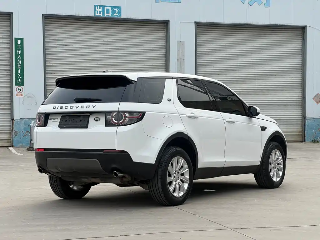Land Rover Discovery Sport — миниатюра 6