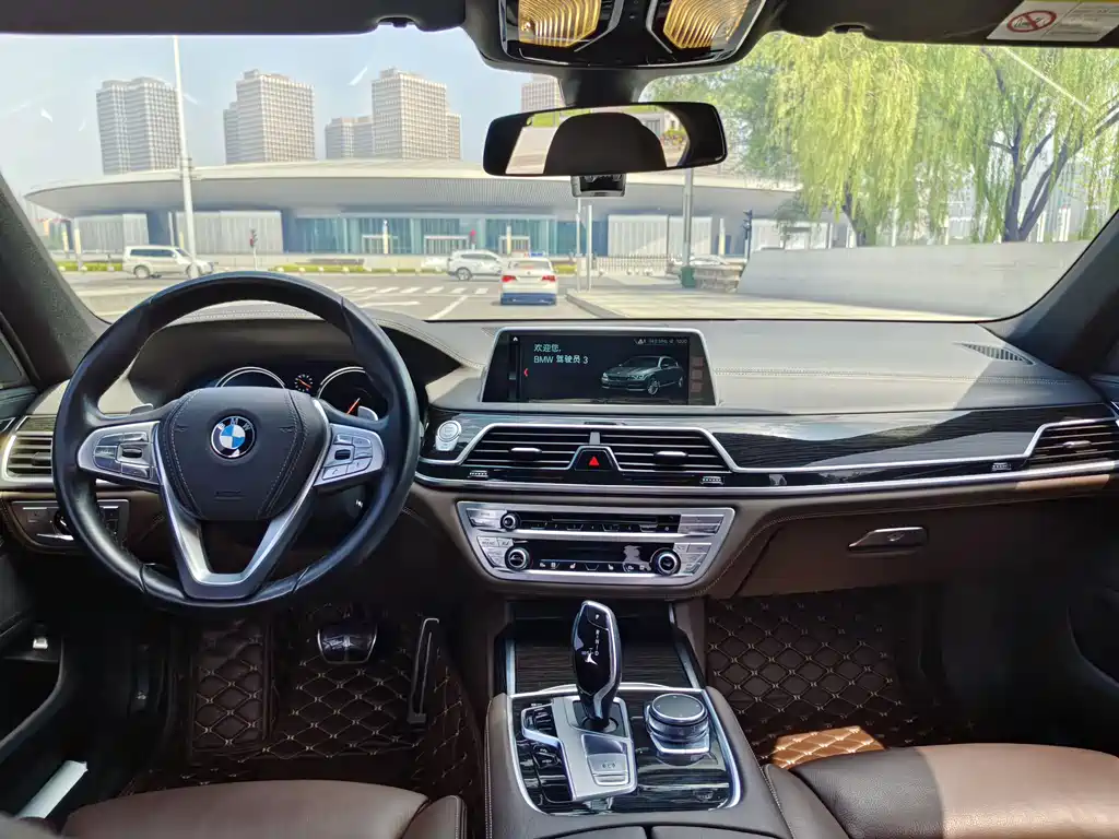 BMW 7 Series 7 2018 730Li Lead M Sport