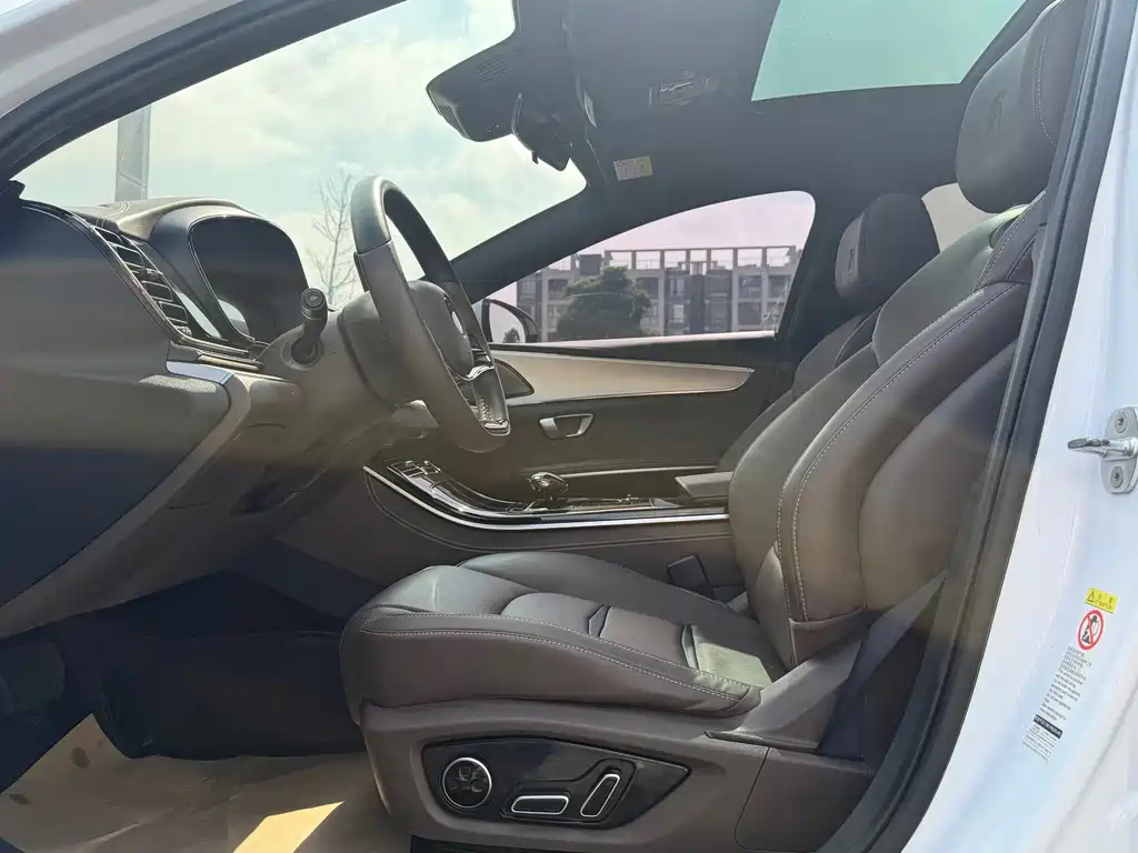 BYD Han — миниатюра 10