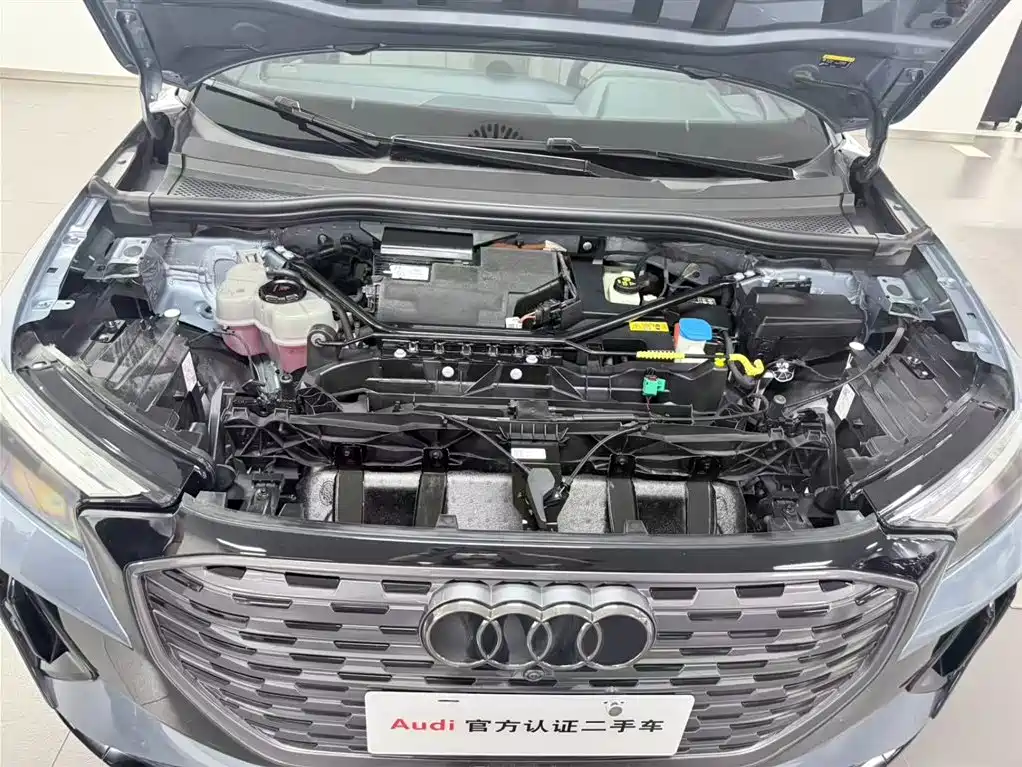 Audi Q4 e-tron 2022 40 e-tron