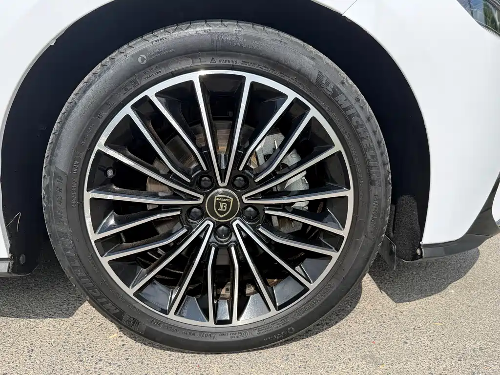 BYD Han — миниатюра 21