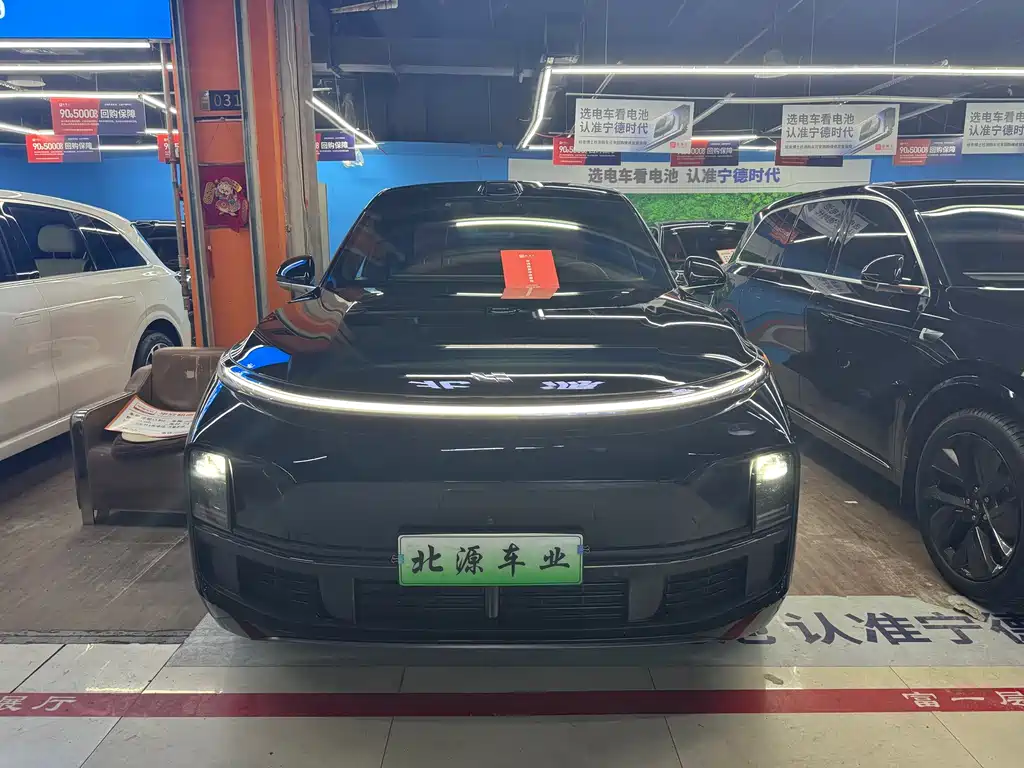 Li Auto Li L9 — миниатюра 2