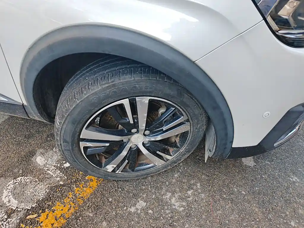Peugeot 5008 — миниатюра 24
