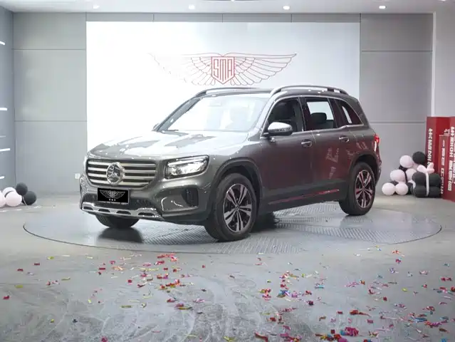 MERCEDES-BENZ GLB 2024