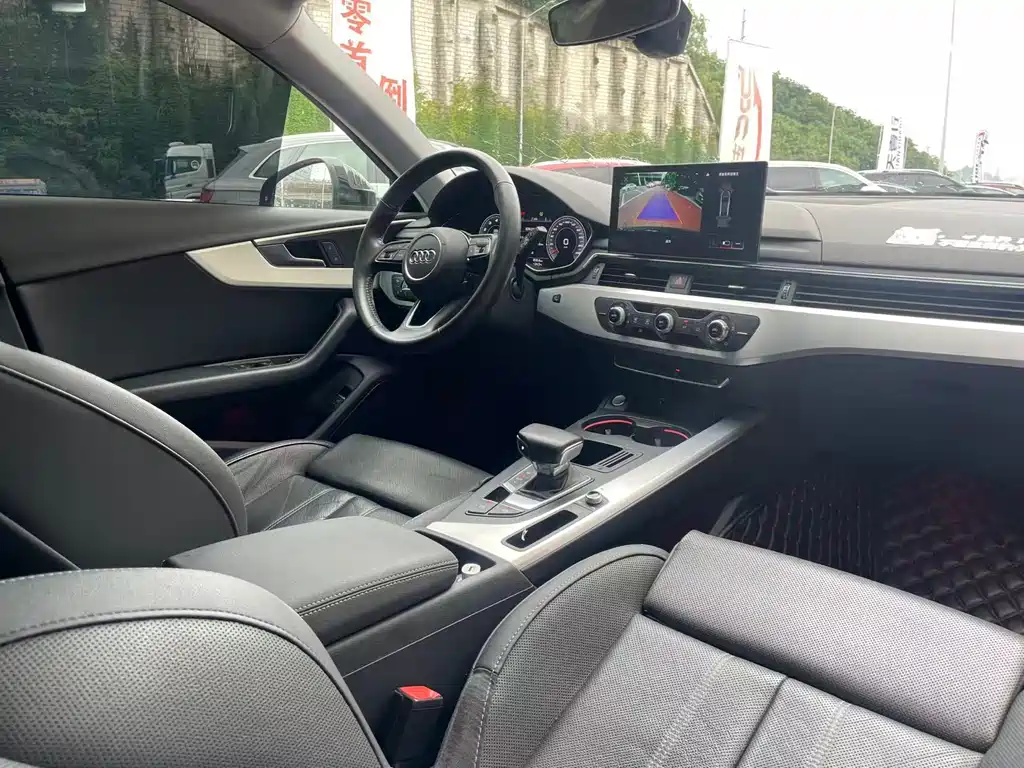 Audi A4L 2020 40 TFSI Luxury