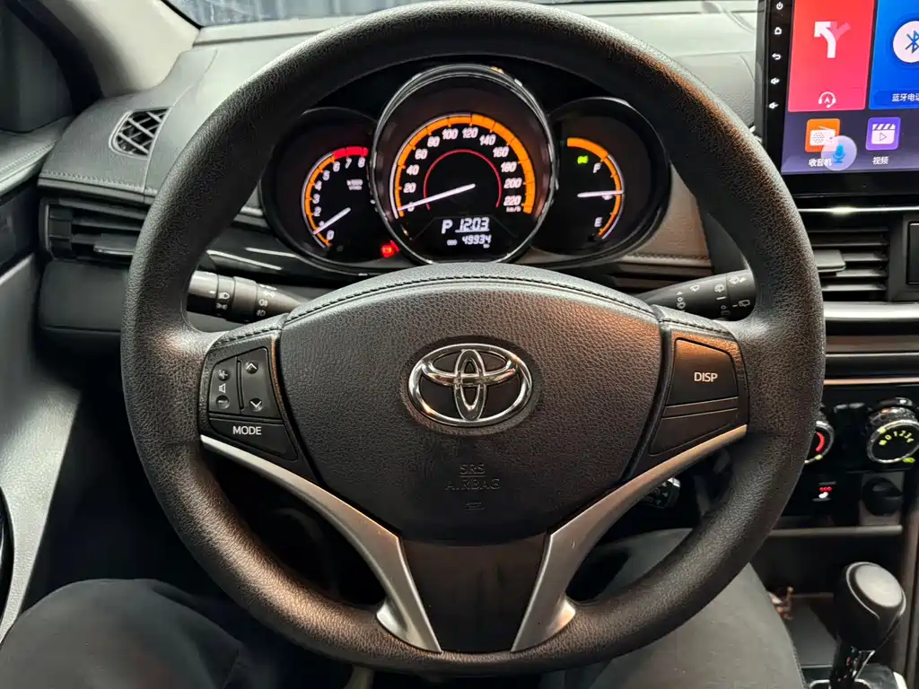 TOYOTA YARIS L ZHIXUAN