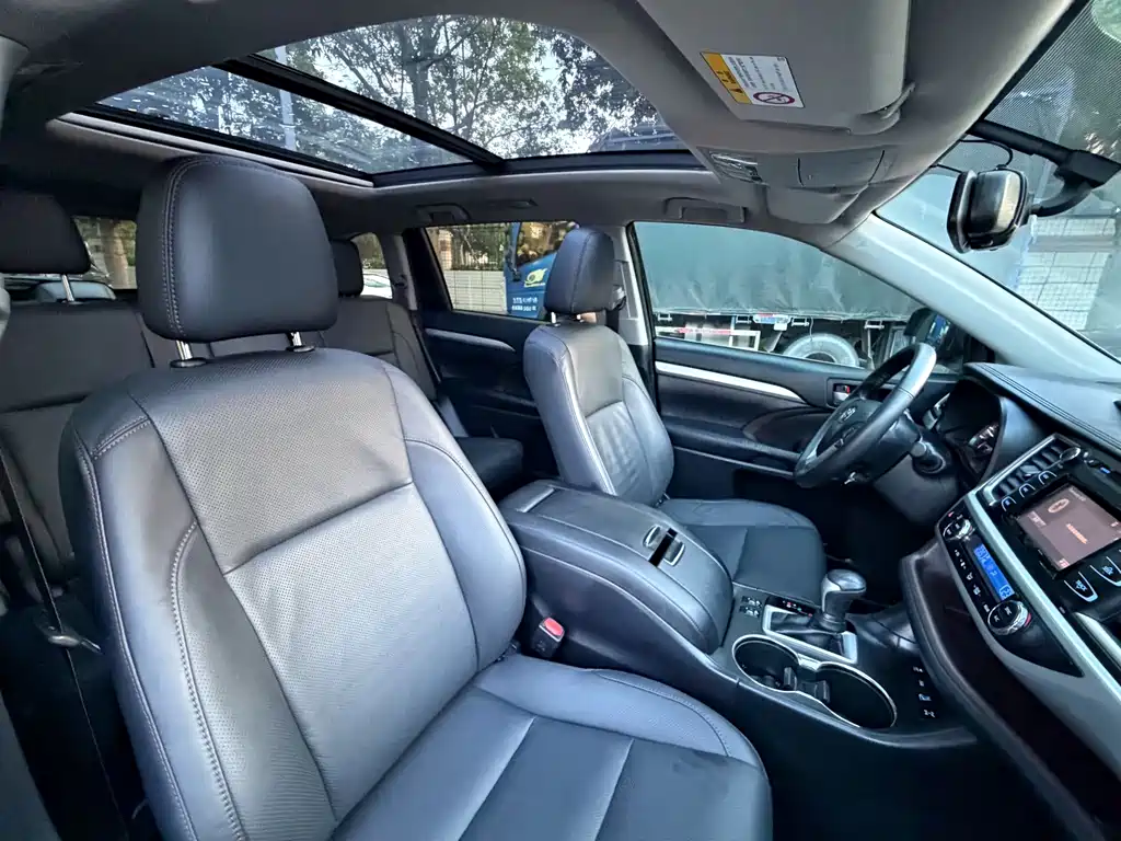 Toyota Highlander — миниатюра 20