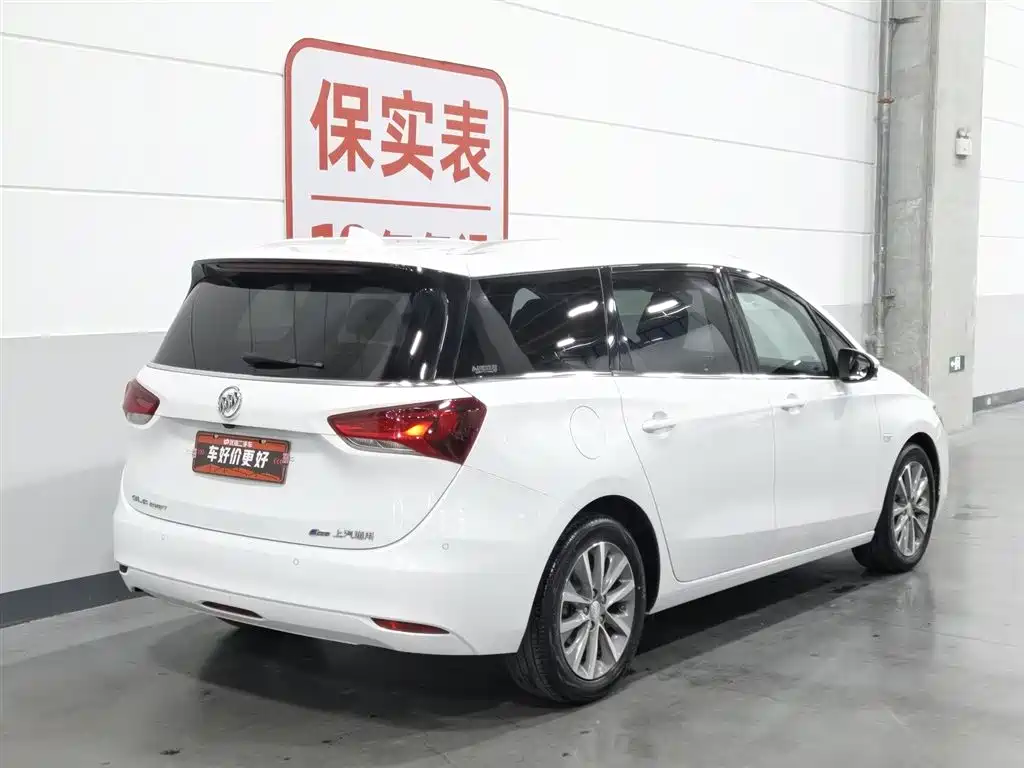 Buick GL6 2021 323T Luxury