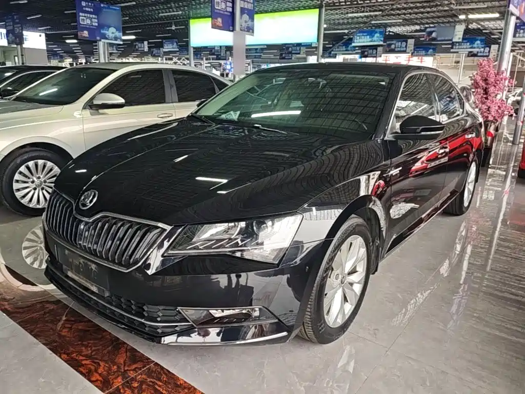 Skoda Superb — миниатюра 2