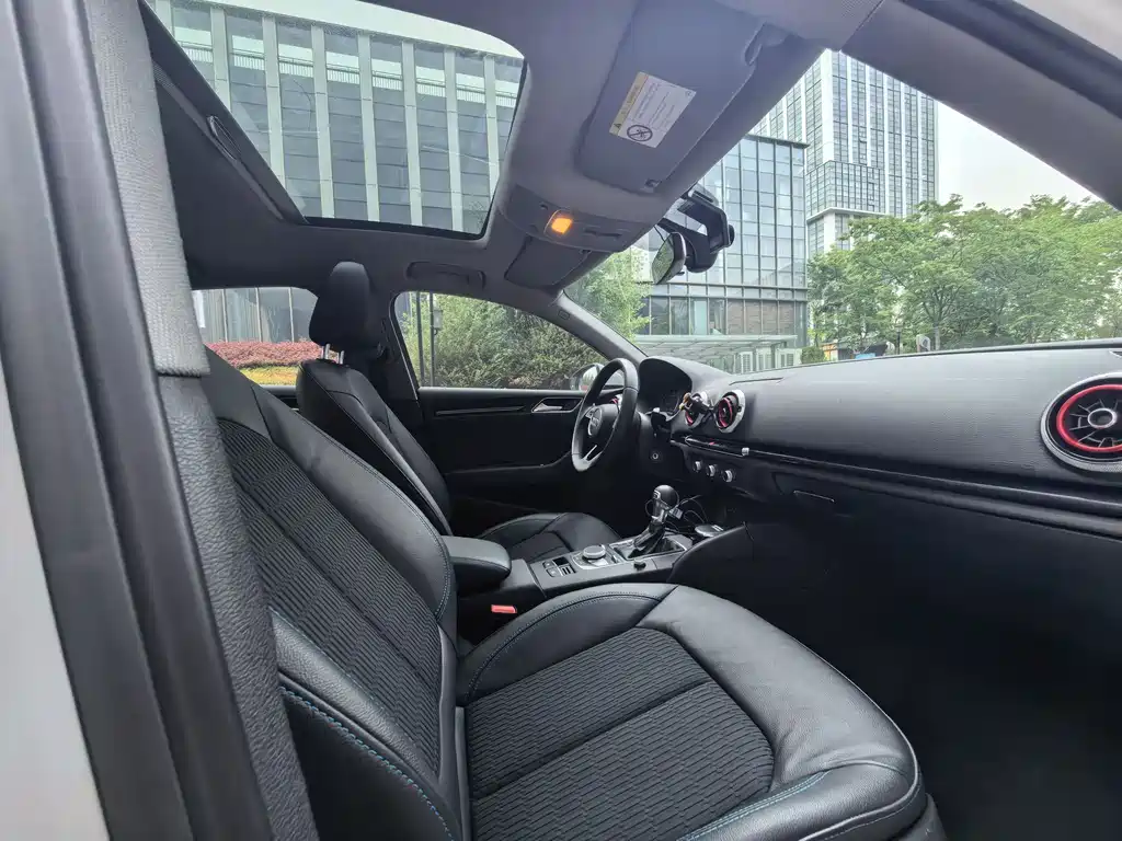 Audi A3 2017 Limousine 35 TFSI Fashion