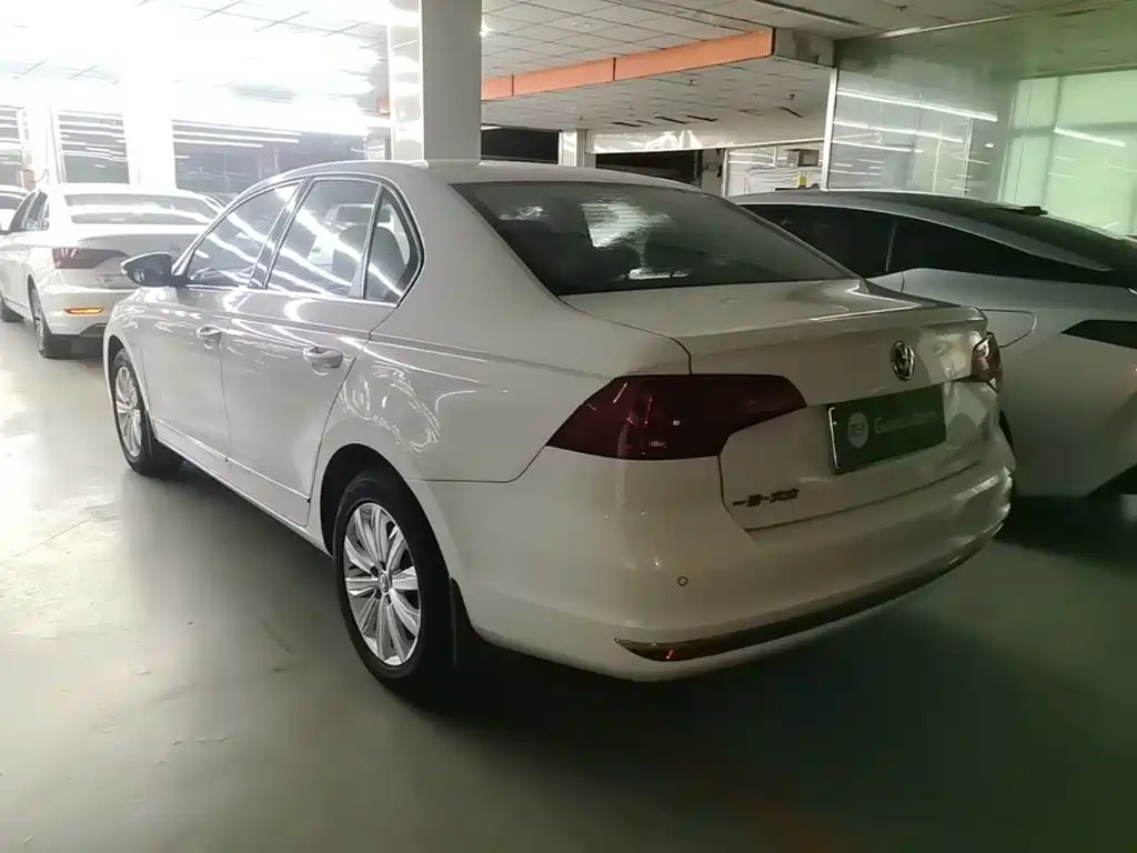 Volkswagen Bora — миниатюра 5