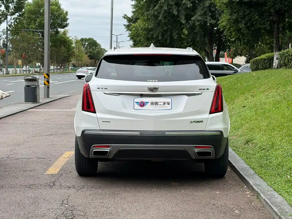 Cadillac XT5 — миниатюра 5