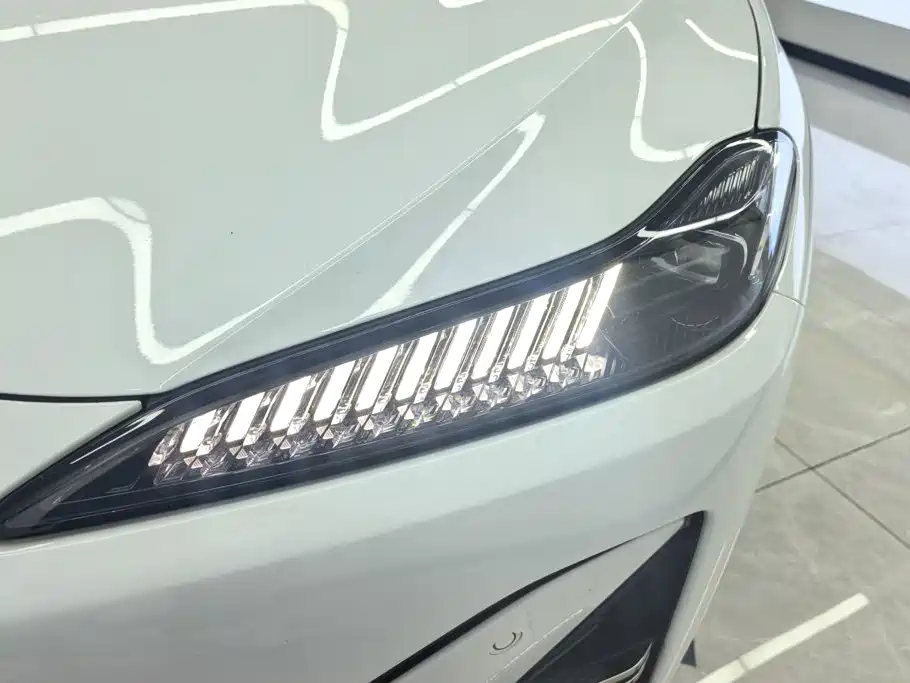 Hongqi Hongqi Tiangong 05 — миниатюра 5