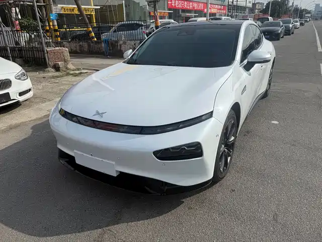 2022 Xpeng P7