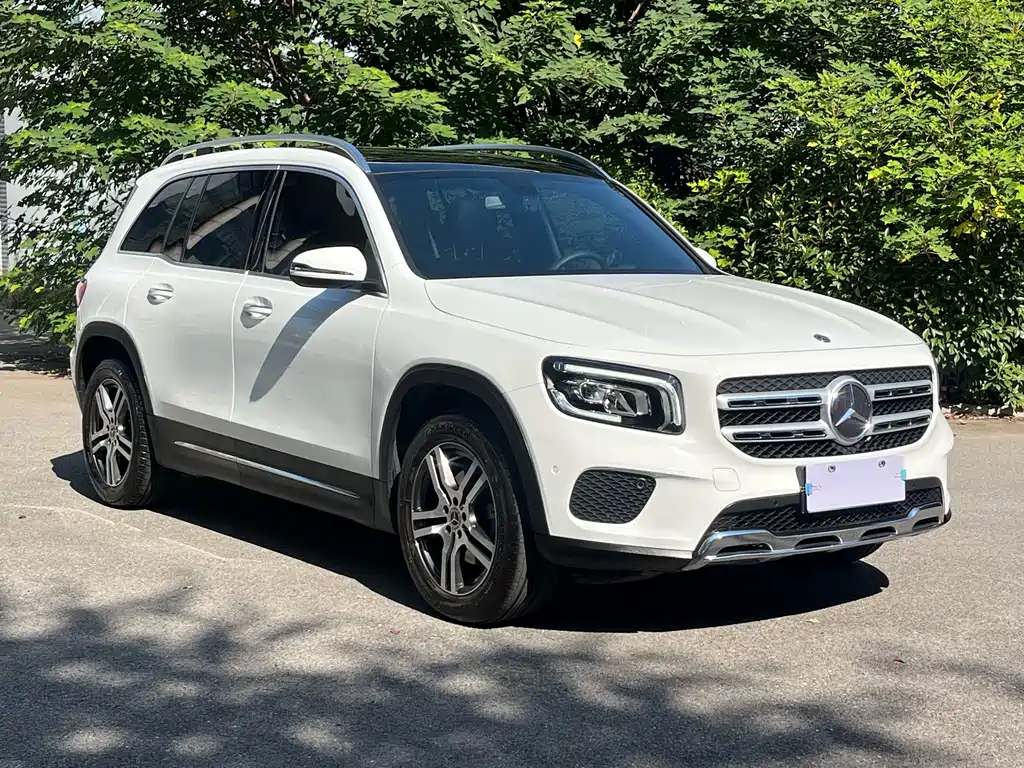 Mercedes-Benz GLB — миниатюра 8