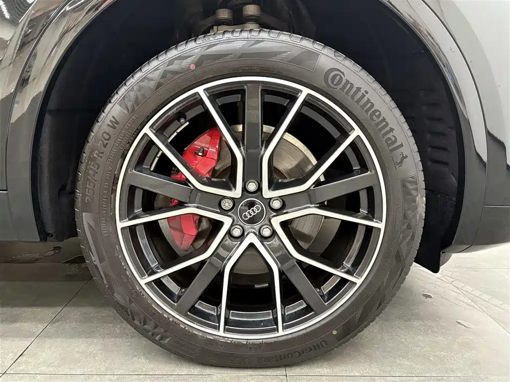 Audi Q5L — миниатюра 19