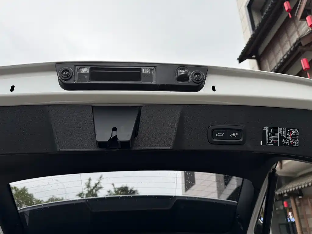 Volvo XC40 — миниатюра 21
