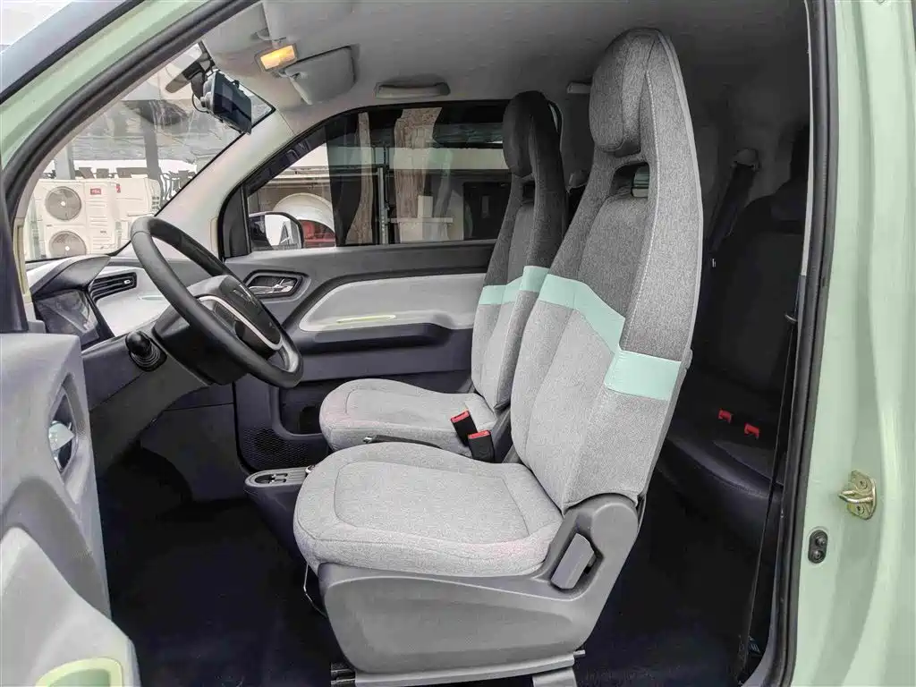 Wuling MINIEV — миниатюра 6
