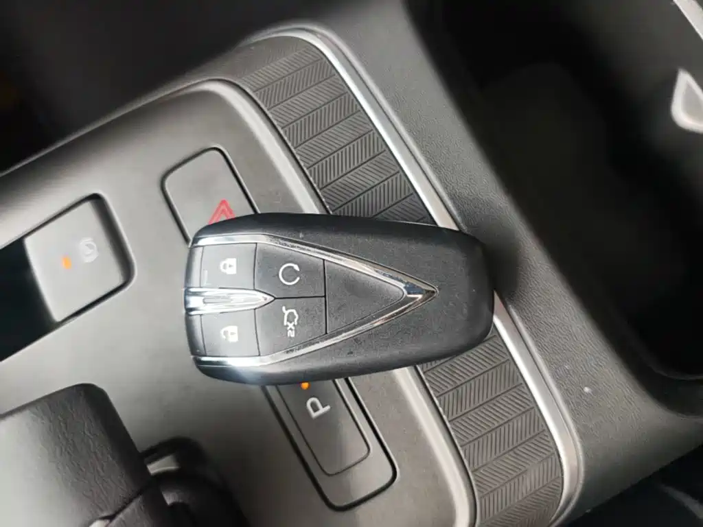 Changan Eado — миниатюра 9