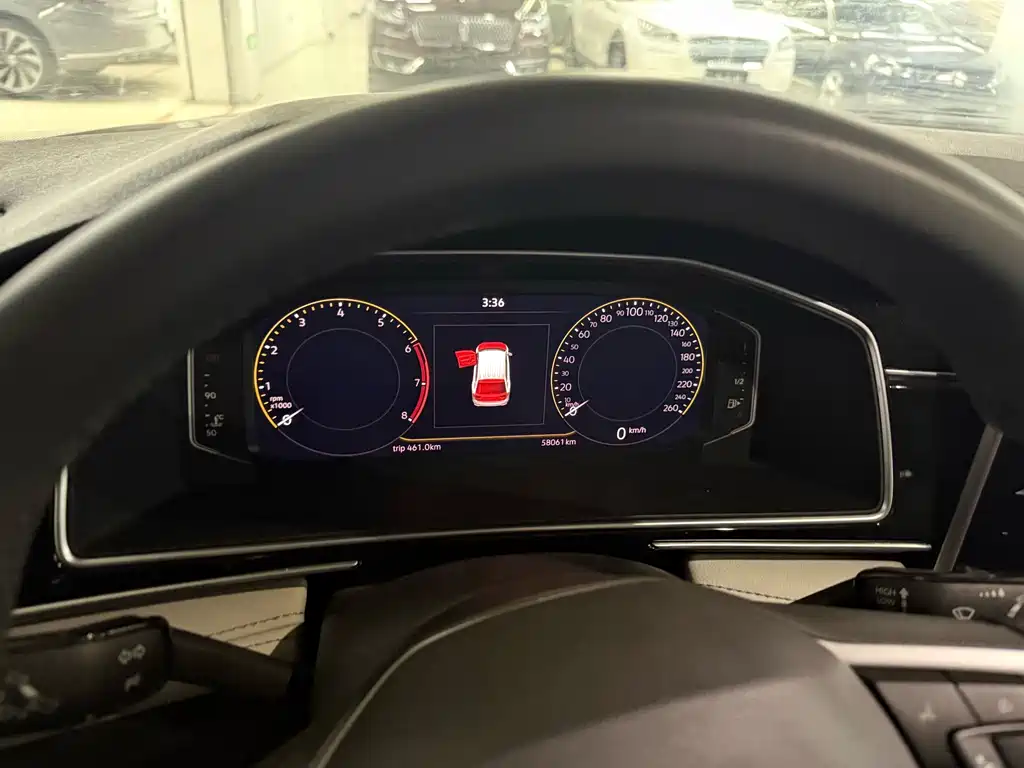 Volkswagen Tiguan L — миниатюра 8