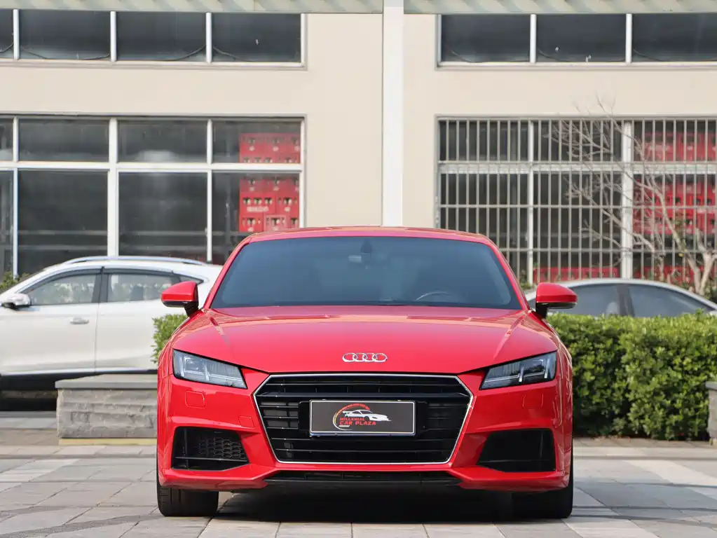 Audi TT TT Coupe 45 TFSI, фото 2