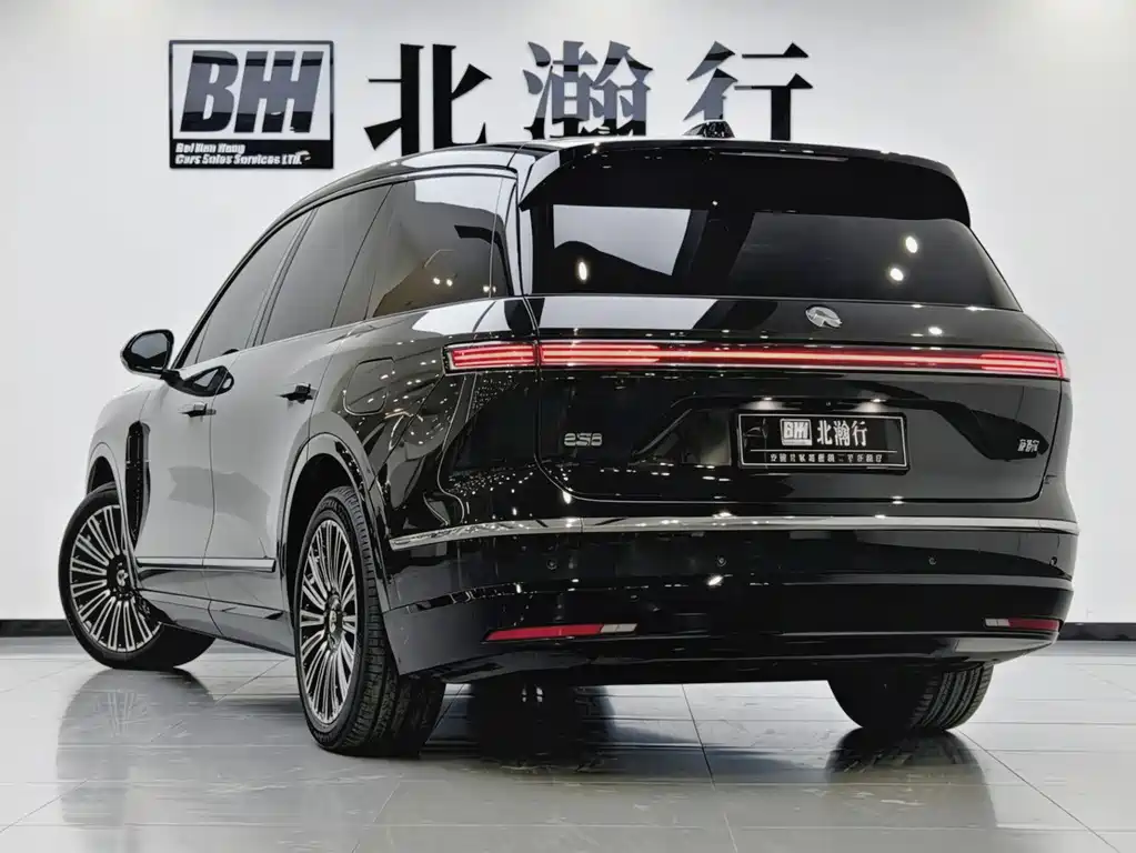 NIO ES8 2026 мест Executive Luxury