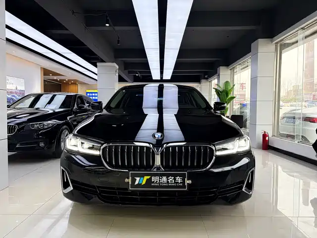 BMW 5 SERIES 2021