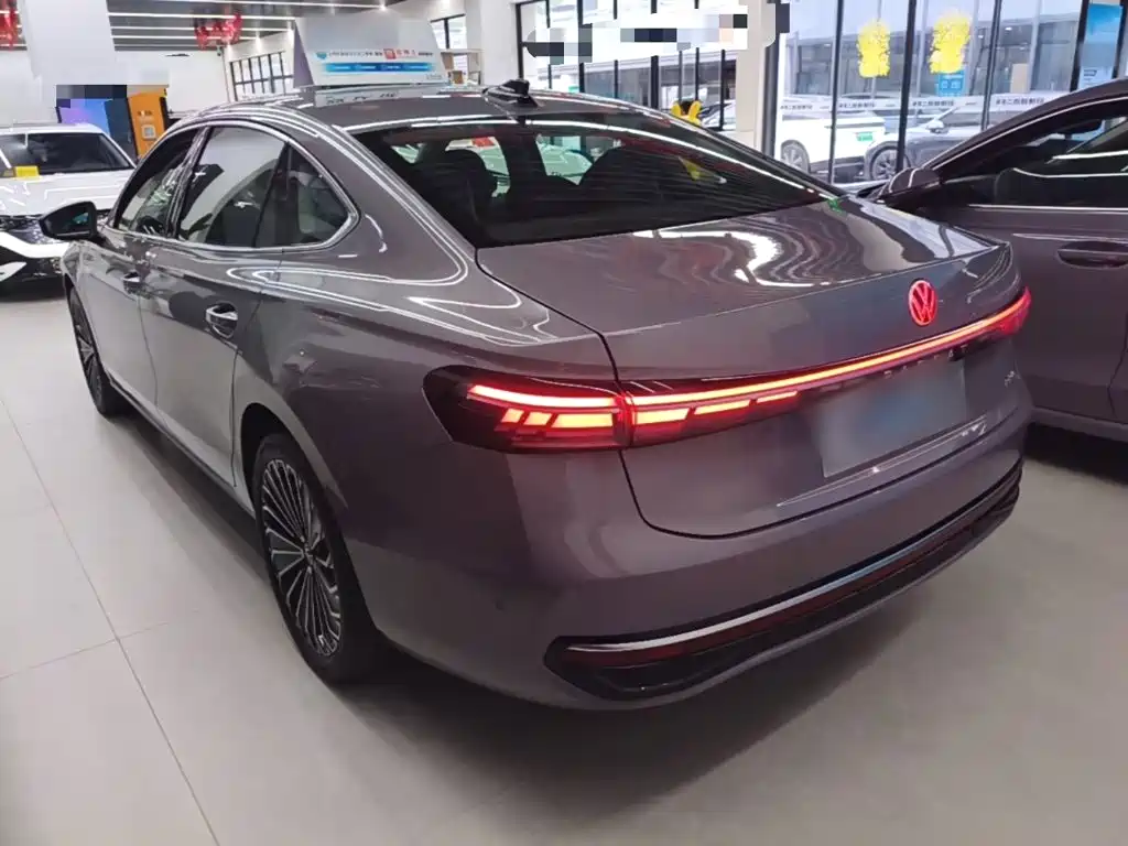 Volkswagen Passat — миниатюра 5