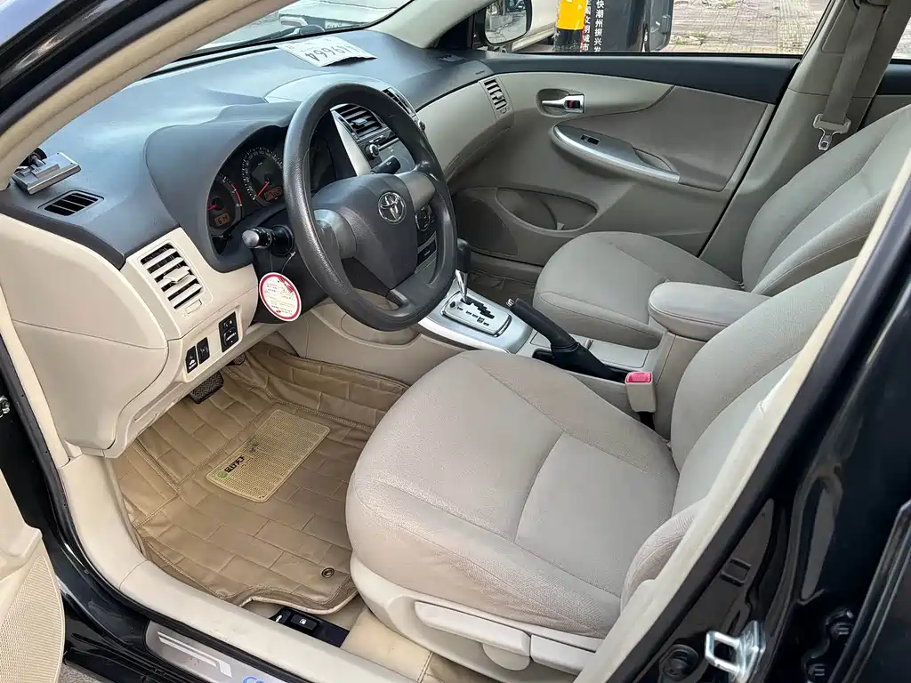 Toyota Corolla — миниатюра 6