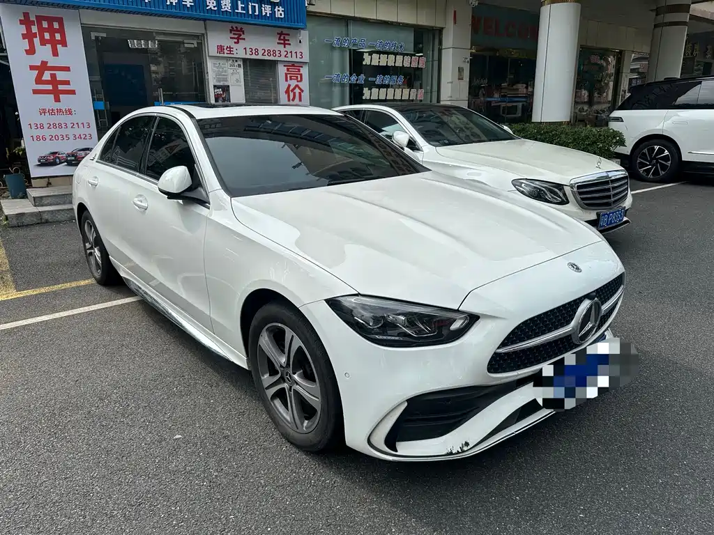 Mercedes-Benz C-Class — миниатюра 3