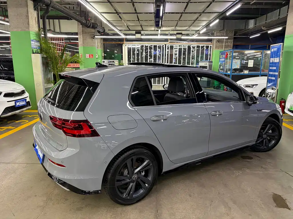 Volkswagen Golf — миниатюра 5