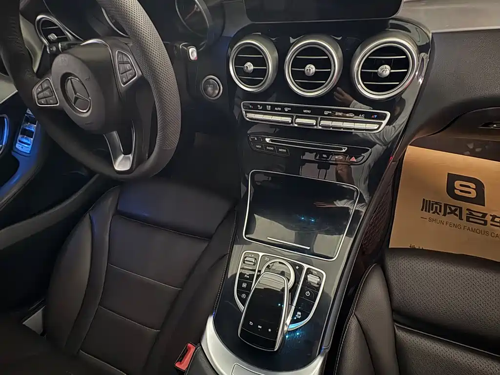 Mercedes-Benz GLC — миниатюра 8