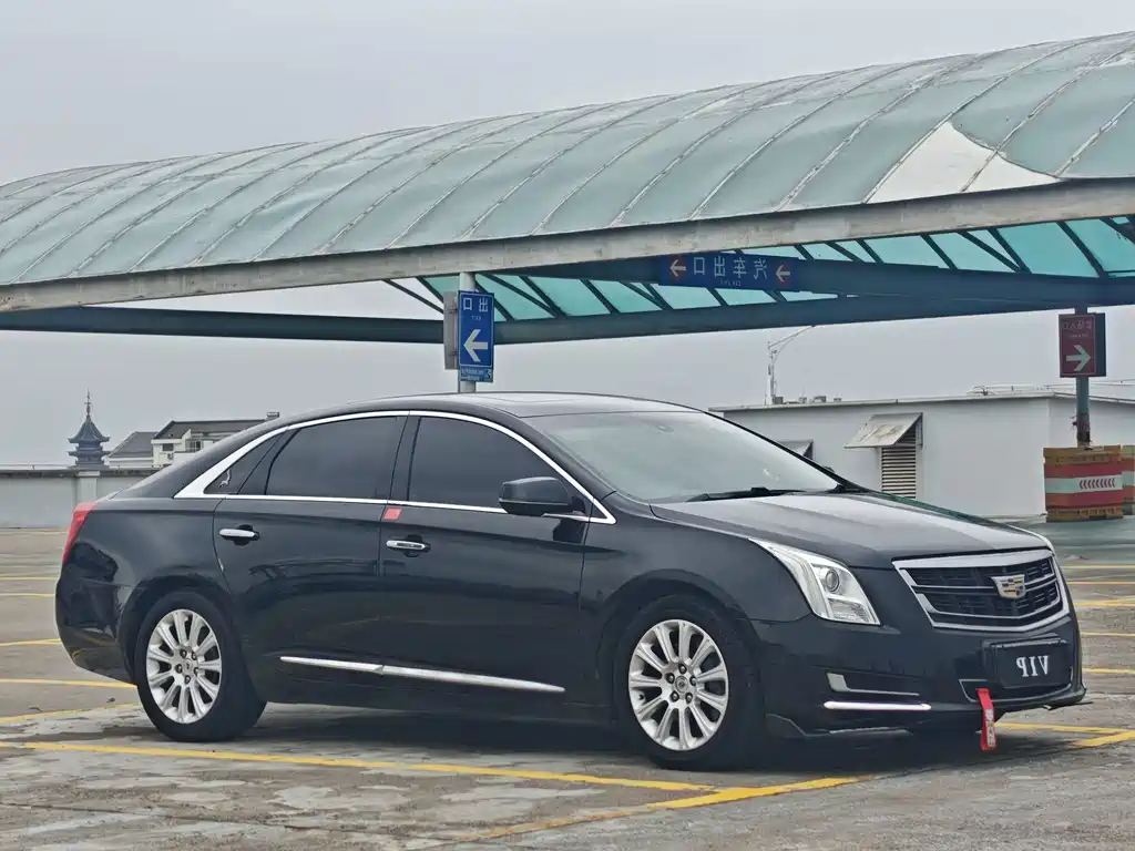 Cadillac XTS — миниатюра 3