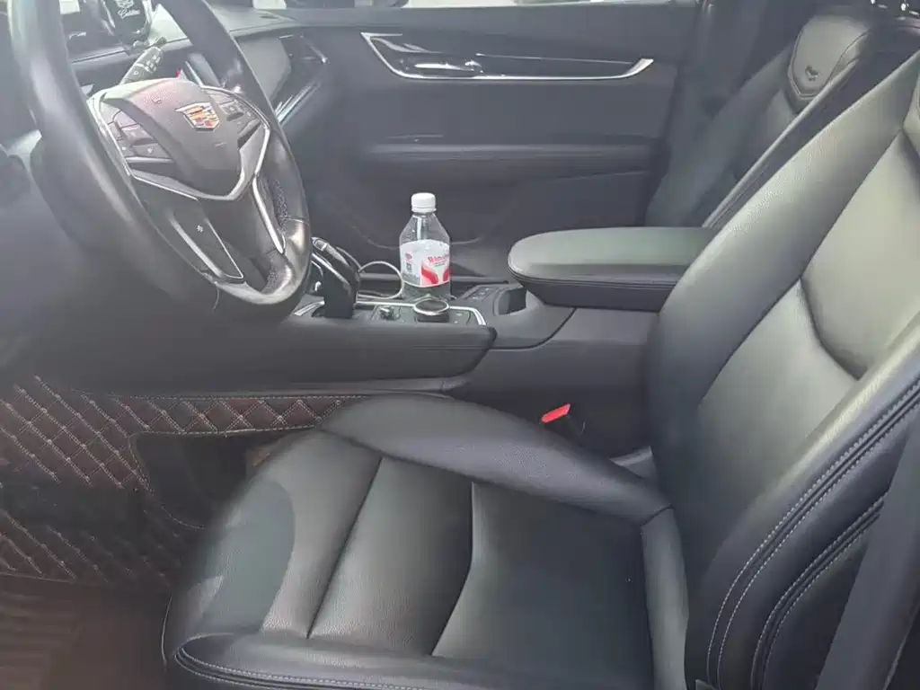 Cadillac XT5 — миниатюра 6