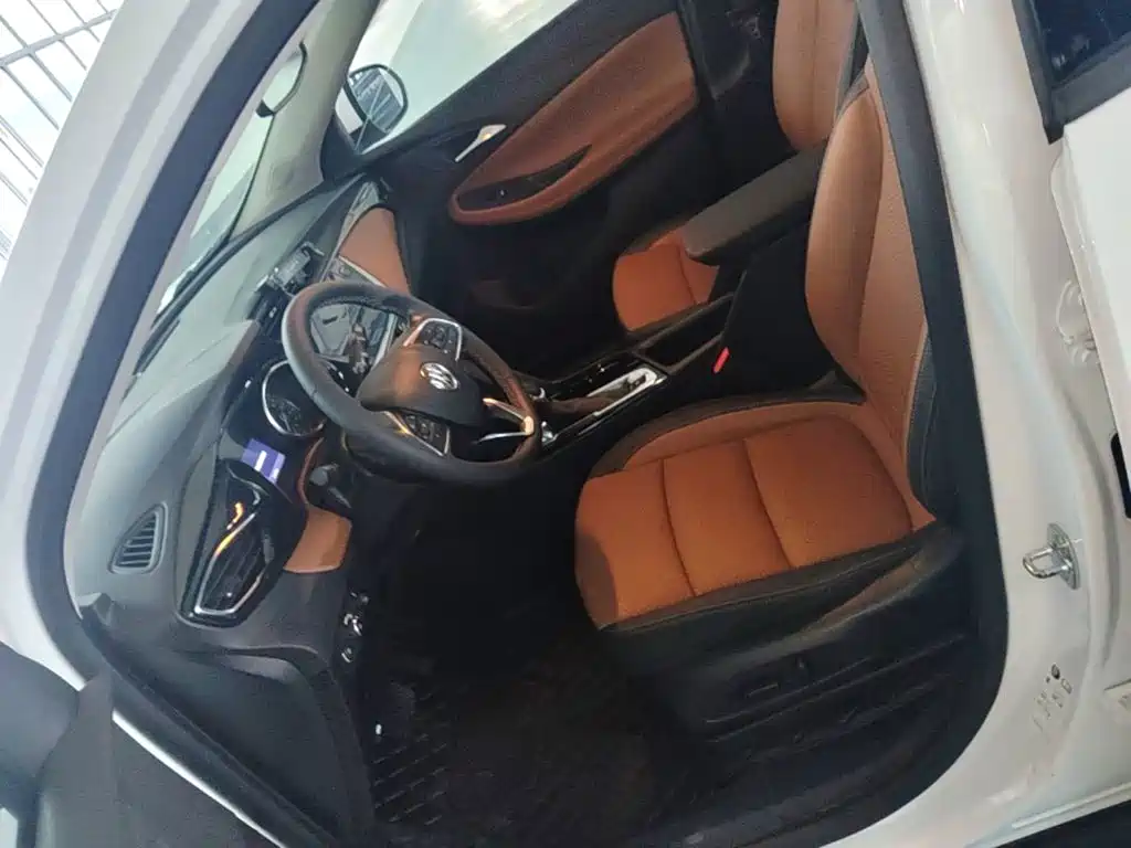 Buick Encore GX — миниатюра 15