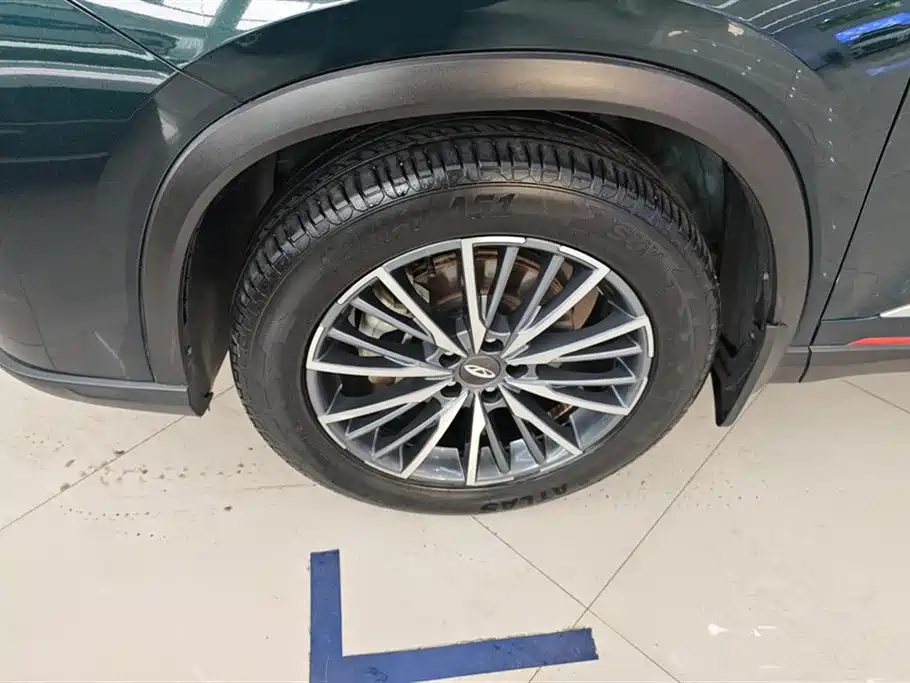Chery 8 PRO 2022 290T 5 мест