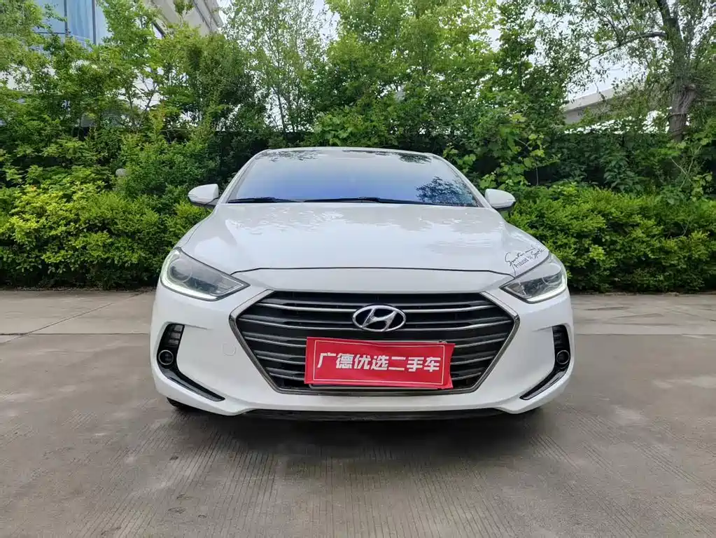 Hyundai Elantra 2018