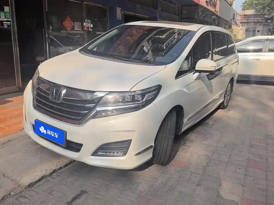 Honda Elysion 2016 2.4L