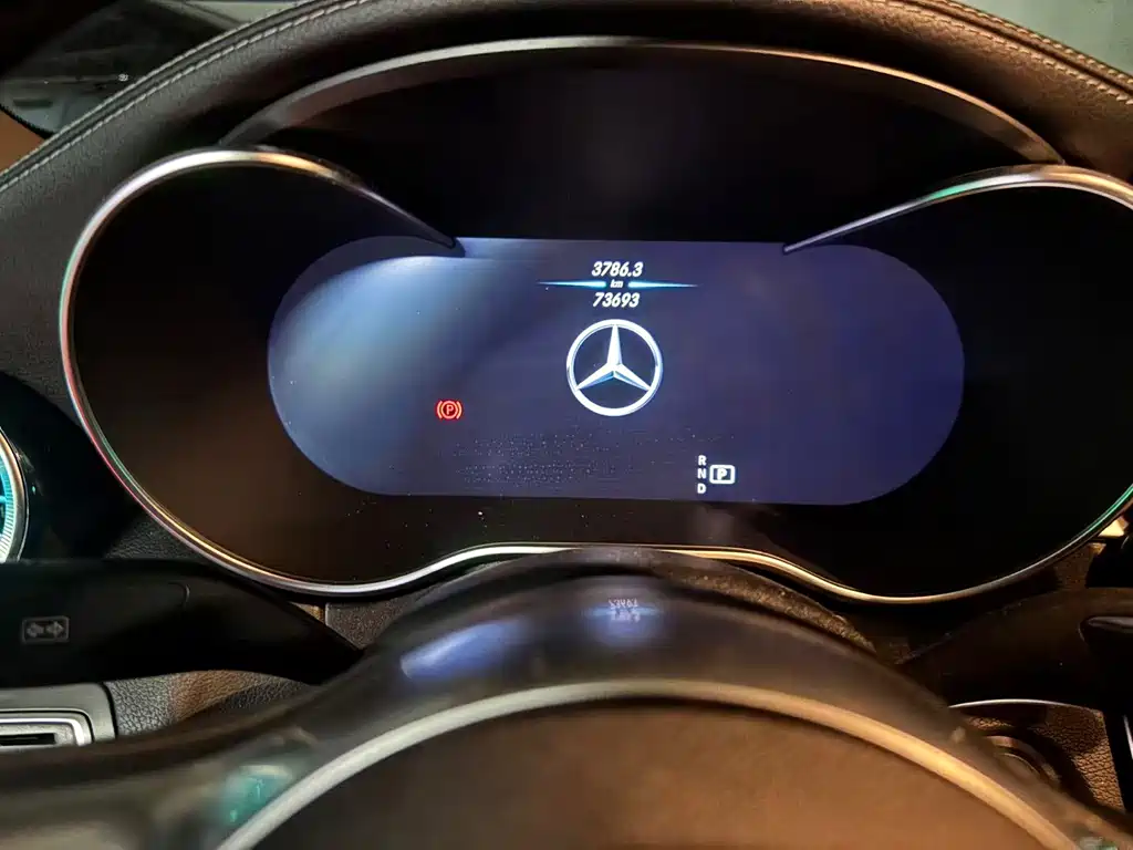 Mercedes-Benz C-Class — миниатюра 7
