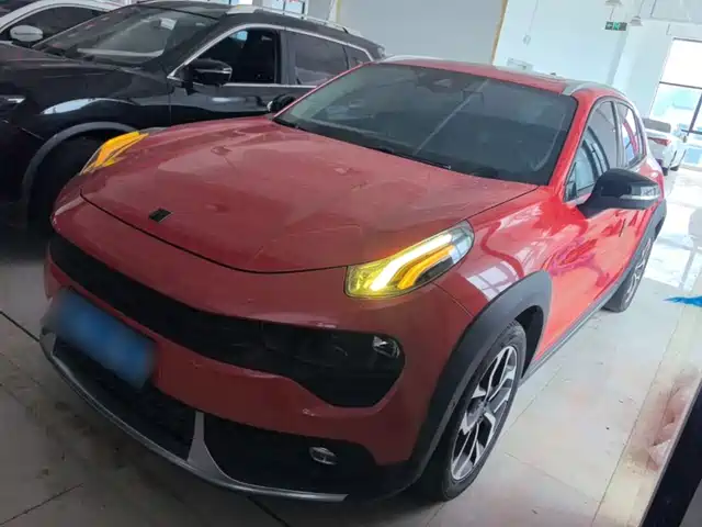 2019 Lynk & Co 02
