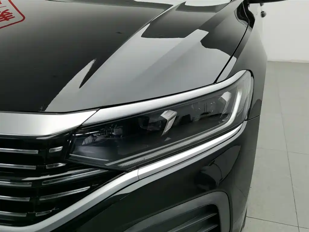 Volkswagen Passat 2023 280TSI